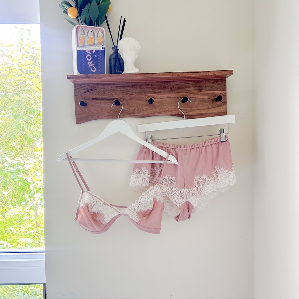 NEW & OTHER STORIES Lace Trim Satin Bra & Panty Pink Size 4